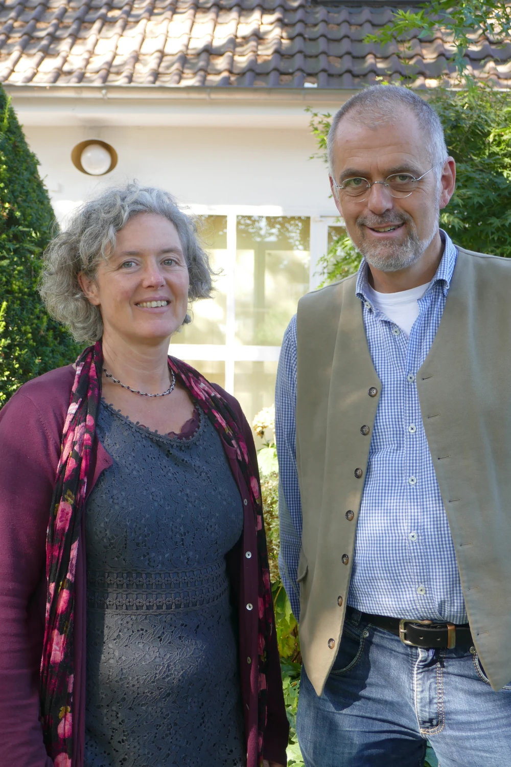 Hebamme Trauma-Fachberaterin - Coaching, Beratung, Kurse und Lesungen - Hebamme Trauma-Fachberaterin - Coaching, Beratung, Kurse und Lesungen - Ulrike Michel mit einem alten Mann